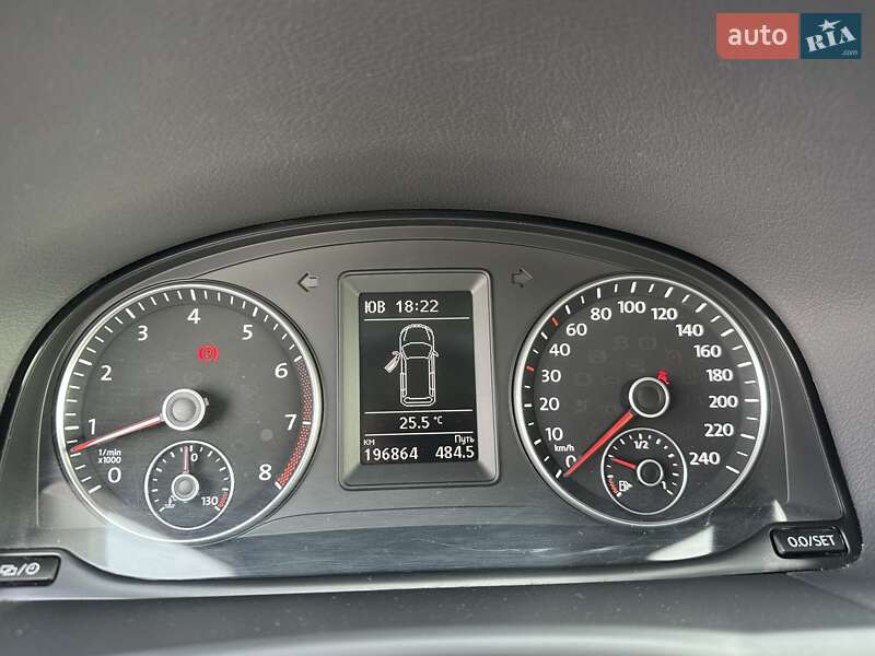 Мінівен Volkswagen Touran 2014 в Луцьку