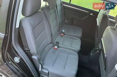 Мінівен Volkswagen Touran 2005 в 