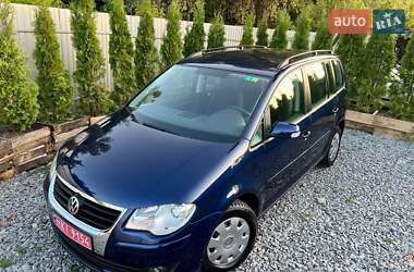Минивэн Volkswagen Touran 2007 в 