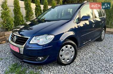Минивэн Volkswagen Touran 2007 в 
