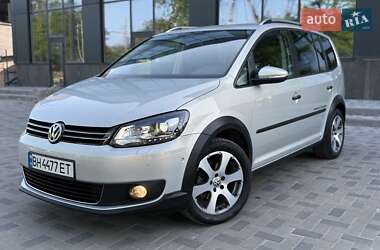 Минивэн Volkswagen Touran 2011 в Одессе