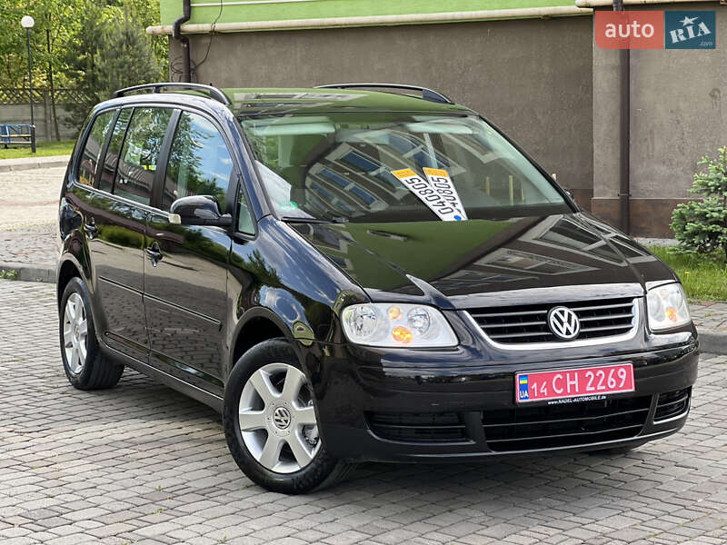 Мінівен Volkswagen Touran 2006 в Івано-Франківську