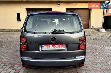Мінівен Volkswagen Touran 2008 в 