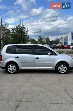 Мінівен Volkswagen Touran 2005 в 