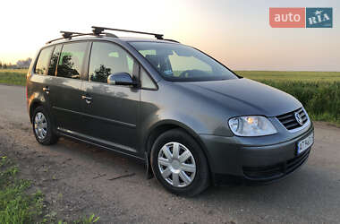 Мінівен Volkswagen Touran 2003 в Городенці