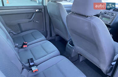 Минивэн Volkswagen Touran 2006 в 