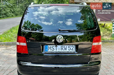 Минивэн Volkswagen Touran 2004 в 