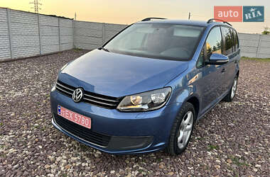 Минивэн Volkswagen Touran 2013 в Бучаче