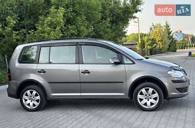 Мінівен Volkswagen Touran 2008 в 