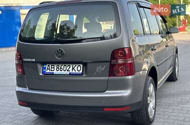 Мінівен Volkswagen Touran 2008 в 