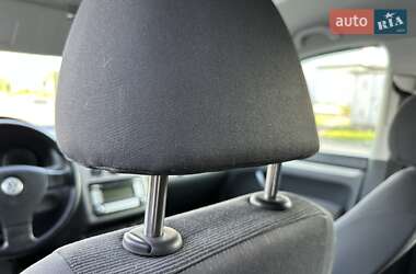 Мінівен Volkswagen Touran 2008 в 