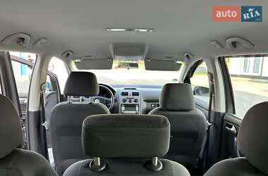 Мінівен Volkswagen Touran 2008 в 