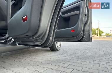 Мінівен Volkswagen Touran 2008 в 