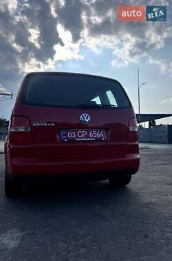 Минивэн Volkswagen Touran 2006 в 