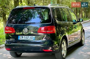 Мінівен Volkswagen Touran 2012 в 
