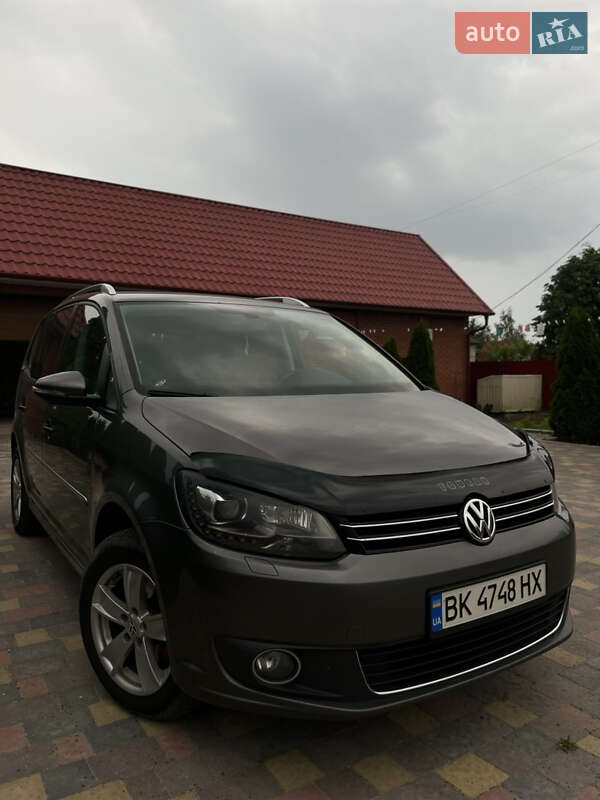 Volkswagen Touran 2013