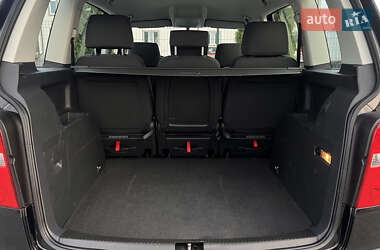 Минивэн Volkswagen Touran 2005 в 