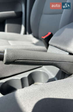 Минивэн Volkswagen Touran 2006 в 