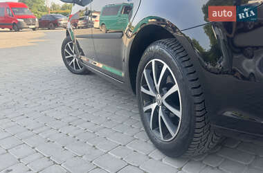 Минивэн Volkswagen Touran 2014 в 