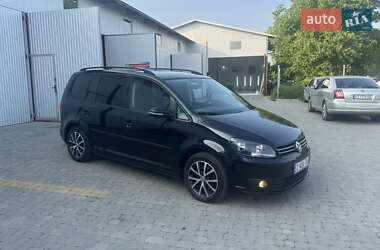 Минивэн Volkswagen Touran 2014 в 