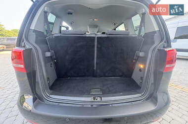 Минивэн Volkswagen Touran 2014 в 