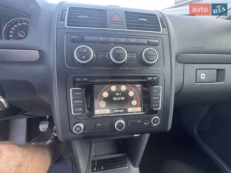 Минивэн Volkswagen Touran 2014 в Коломые