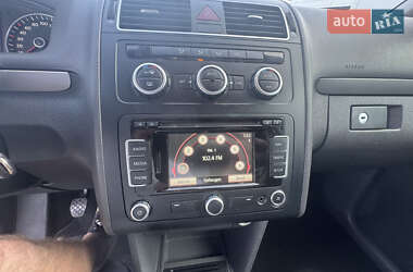 Минивэн Volkswagen Touran 2014 в 