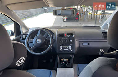 Минивэн Volkswagen Touran 2004 в 
