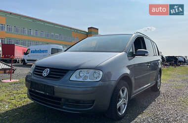 Минивэн Volkswagen Touran 2004 в Луцке