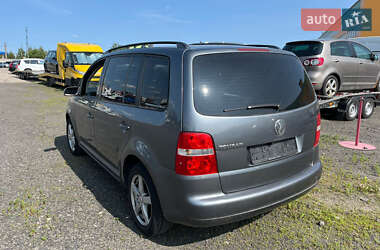 Минивэн Volkswagen Touran 2004 в Луцке