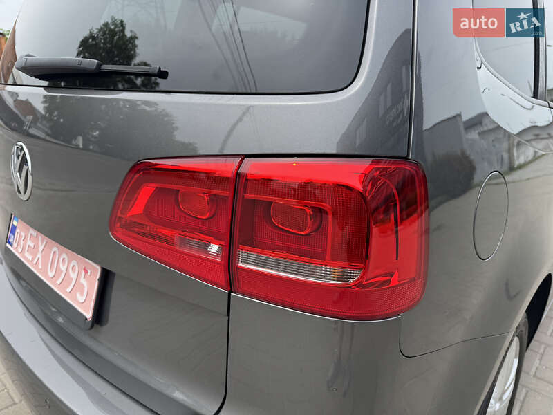Минивэн Volkswagen Touran 2011 в Белой Церкви