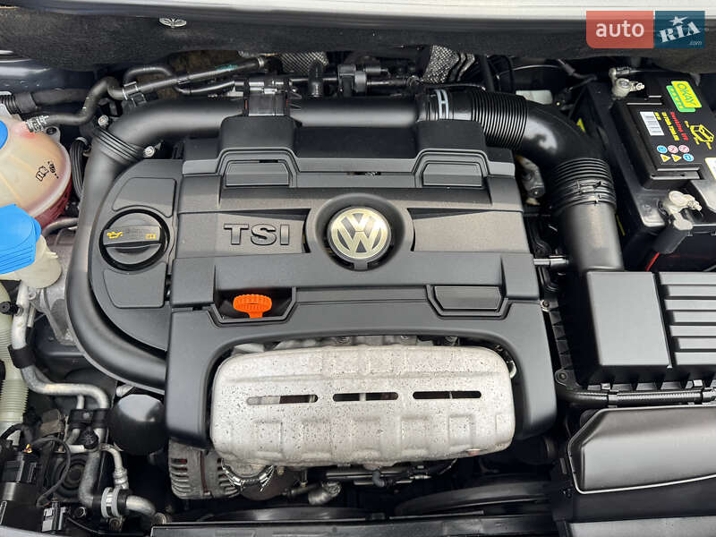 Минивэн Volkswagen Touran 2011 в Белой Церкви