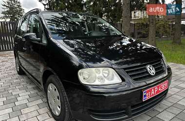 Минивэн Volkswagen Touran 2005 в Вознесенске