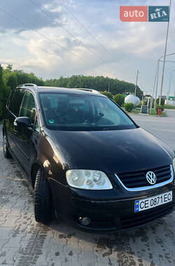 Минивэн Volkswagen Touran 2003 в Глыбокой