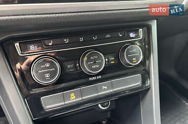 Микровэн Volkswagen Touran 2016 в 
