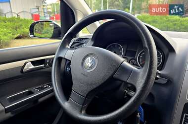 Минивэн Volkswagen Touran 2009 в 