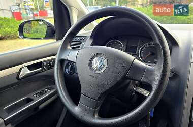 Минивэн Volkswagen Touran 2009 в 