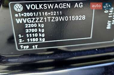 Минивэн Volkswagen Touran 2009 в 
