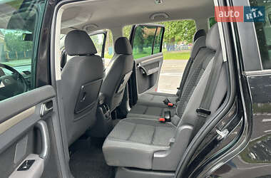 Минивэн Volkswagen Touran 2008 в 