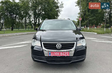 Минивэн Volkswagen Touran 2008 в 