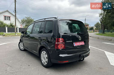 Минивэн Volkswagen Touran 2008 в 