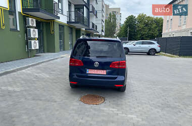 Мінівен Volkswagen Touran 2011 в 