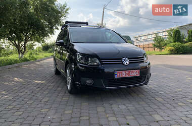Минивэн Volkswagen Touran 2011 в Ровно