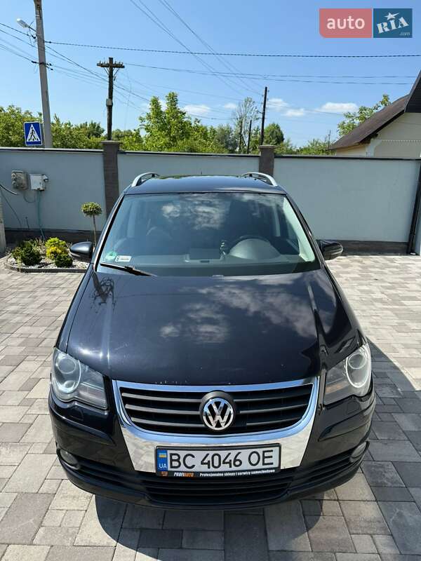 Volkswagen Touran 2010