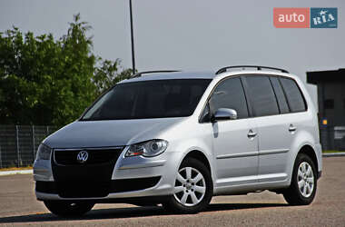 Минивэн Volkswagen Touran 2009 в Днепре