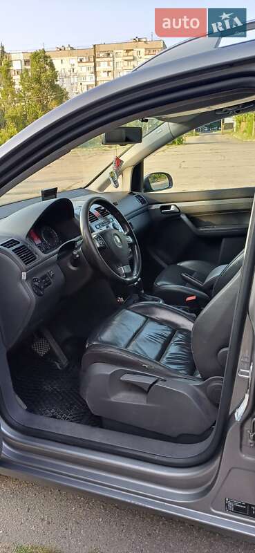 Минивэн Volkswagen Touran 2008 в Запорожье фото 11 Минивэн Volkswagen Touran 2008 в Запорожье