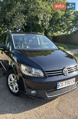Мінівен Volkswagen Touran 2013 в Чернівцях