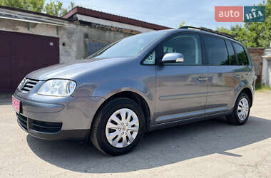 Минивэн Volkswagen Touran 2006 в Ровно