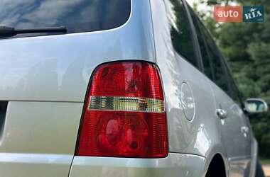 Минивэн Volkswagen Touran 2006 в 