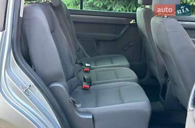 Минивэн Volkswagen Touran 2006 в 